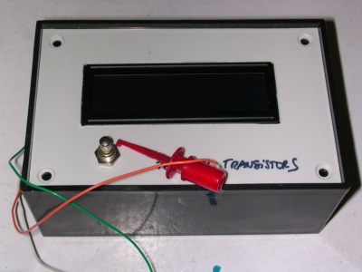 Transistor tester boitier.jpg